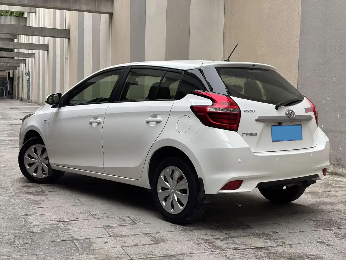 2017 Toyota Yaris L 1.5L 107HP L4 CVT,autocango,china used car exporter,china ev exporter,chinese used car exporter,chinese used ev exporter