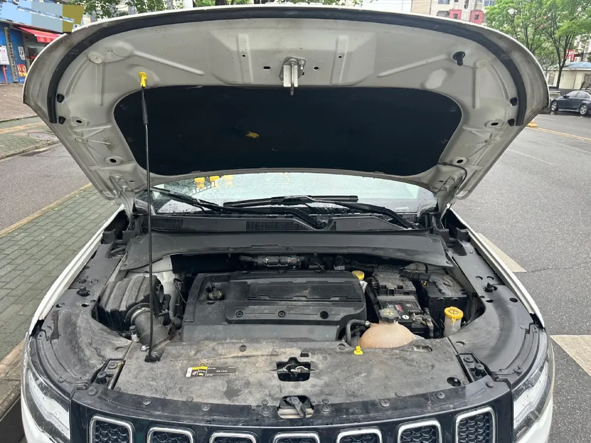 2017 Jeep Compass 1.4T 165HP L4 7DCT,autocango,china used car exporter,china ev exporter,chinese used car exporter,chinese used ev exporter