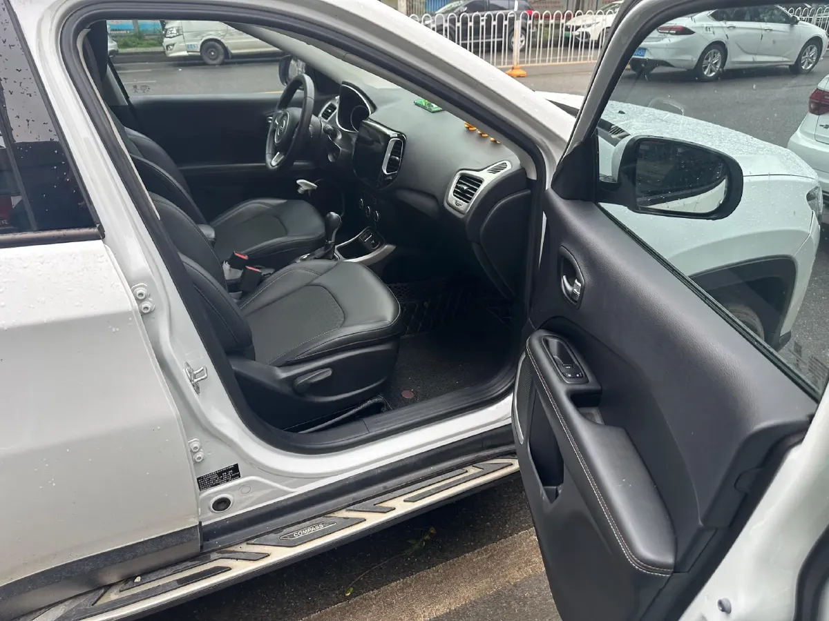 2017 Jeep Compass 1.4T 165HP L4 7DCT,autocango,china used car exporter,china ev exporter,chinese used car exporter,chinese used ev exporter