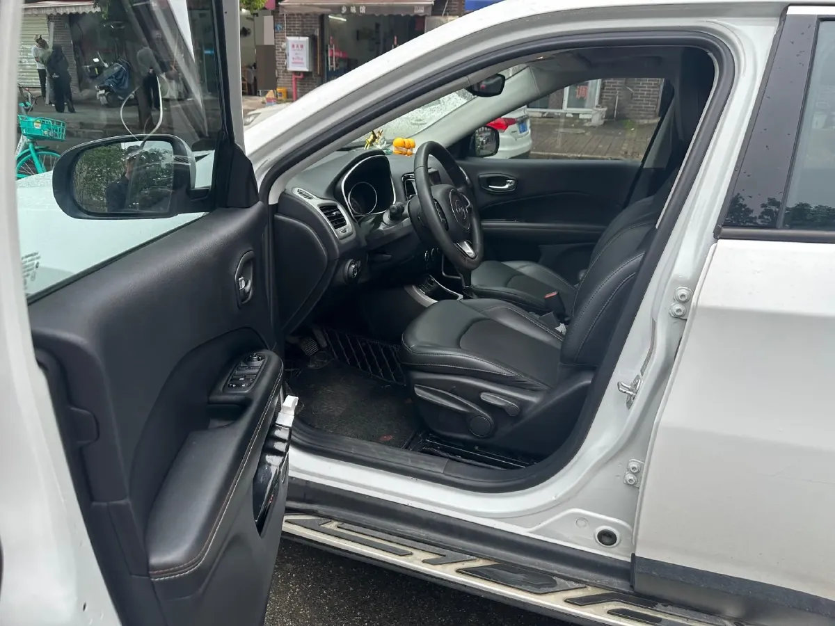 2017 Jeep Compass 1.4T 165HP L4 7DCT,autocango,china used car exporter,china ev exporter,chinese used car exporter,chinese used ev exporter