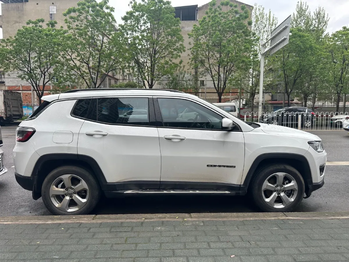 2017 Jeep Compass 1.4T 165HP L4 7DCT,autocango,china used car exporter,china ev exporter,chinese used car exporter,chinese used ev exporter
