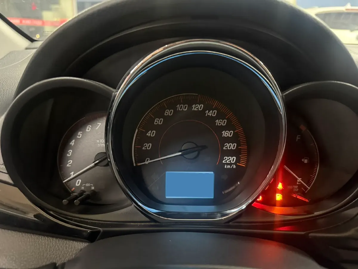 2020 Toyota Yaris L 1.5L 110HP L4 CVT,autocango,china used car exporter,china ev exporter,chinese used car exporter,chinese used ev exporter