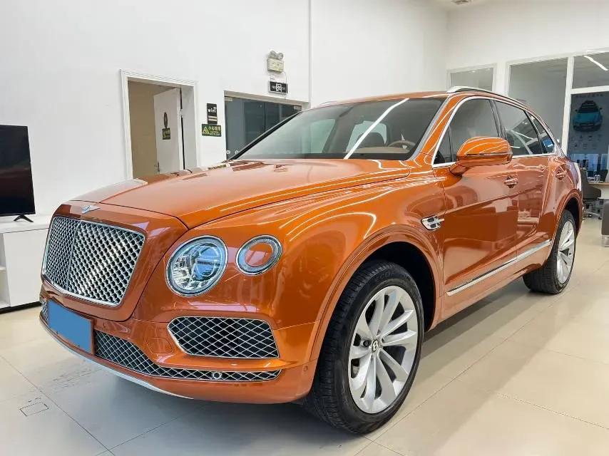2018 Bentley Bentayga 4.0T 550HP V8 8AT,autocango,china used car exporter,china ev exporter,chinese used car exporter,chinese used ev exporter