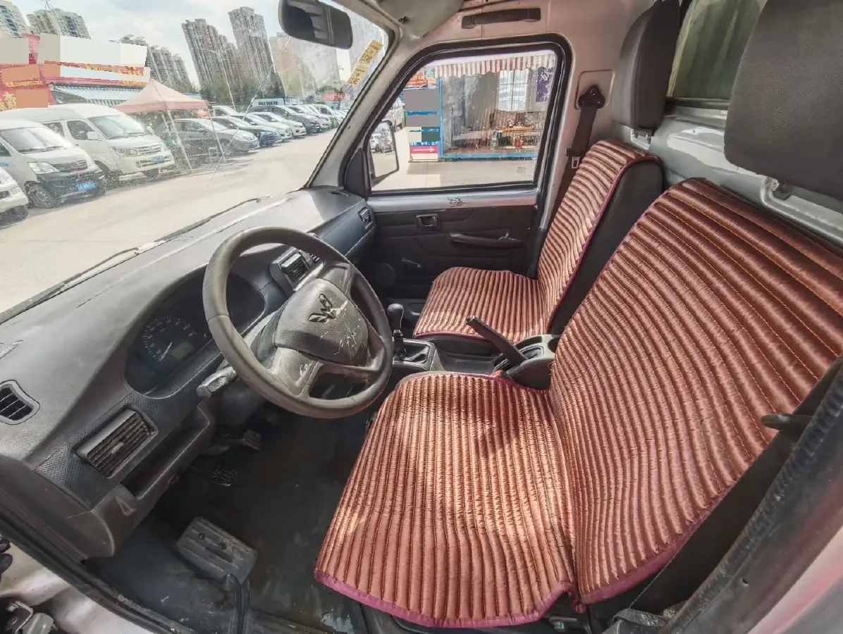 2015 HaiMa M3 1.5L 112HP L4 5MT,autocango,china used car exporter,china ev exporter,chinese used car exporter,chinese used ev exporter