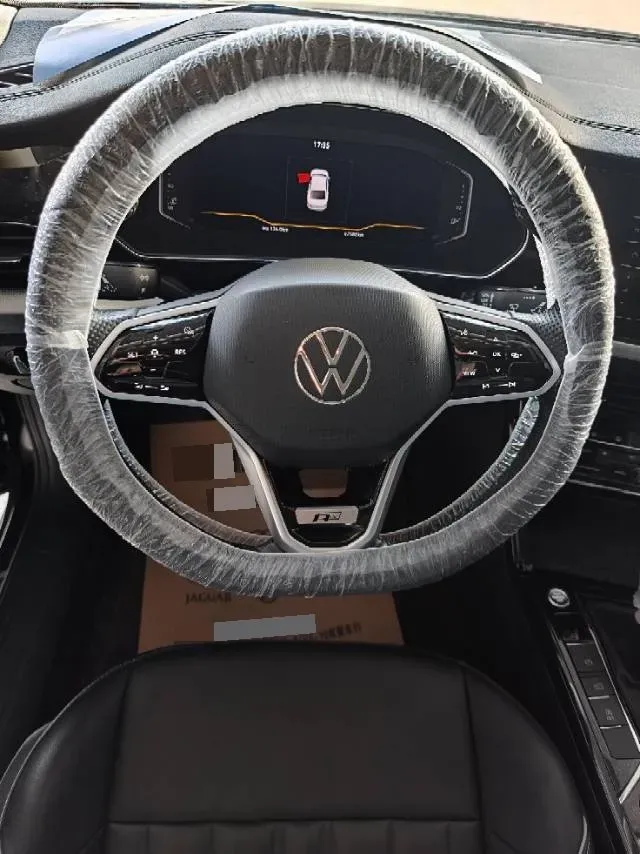 2023 Volkswagen Passat 2.0T 186HP L4 7DCT,autocango,china used car exporter,china ev exporter,chinese used car exporter,chinese used ev exporter