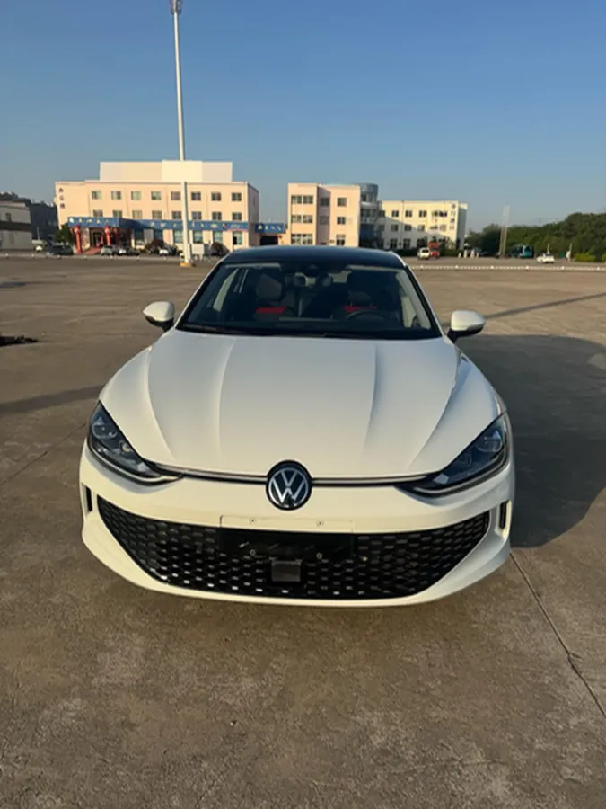 2023 Volkswagen Lamando 1.4T 150HP L4 7DCT,autocango,china used car exporter,china ev exporter,chinese used car exporter,chinese used ev exporter
