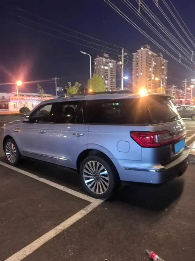 2019 Lincoln Navigator 3.5T 388HP V6 10AT,autocango,china used car exporter,china ev exporter,chinese used car exporter,chinese used ev exporter