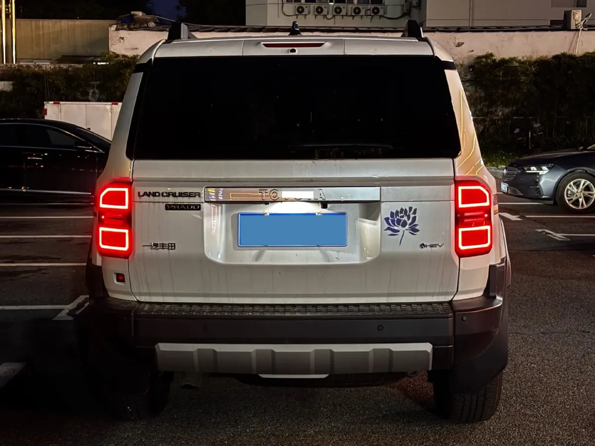 2025 Toyota Land Cruiser Prado 2.4T 282HP L4 8AT Hybrid 5.1KWH,autocango,china used car exporter,china ev exporter,chinese used car exporter,chinese used ev exporter