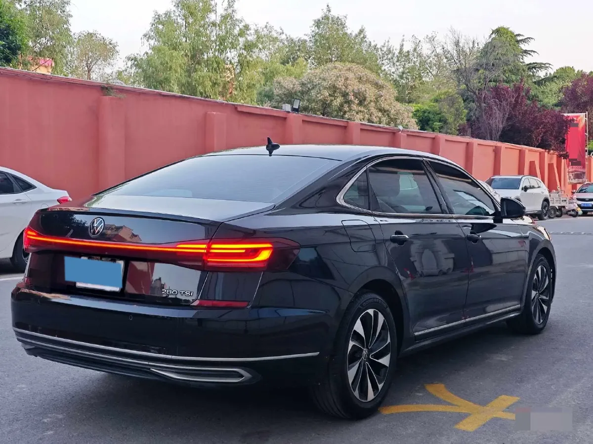 2023 Volkswagen Passat 1.4T 150HP L4 7DCT,autocango,china used car exporter,china ev exporter,chinese used car exporter,chinese used ev exporter