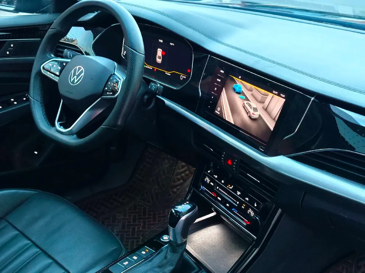 2023 Volkswagen Passat 1.4T 150HP L4 7DCT,autocango,china used car exporter,china ev exporter,chinese used car exporter,chinese used ev exporter