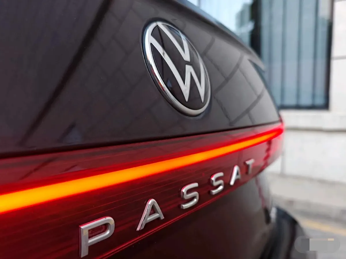 2023 Volkswagen Passat 1.4T 150HP L4 7DCT,autocango,china used car exporter,china ev exporter,chinese used car exporter,chinese used ev exporter