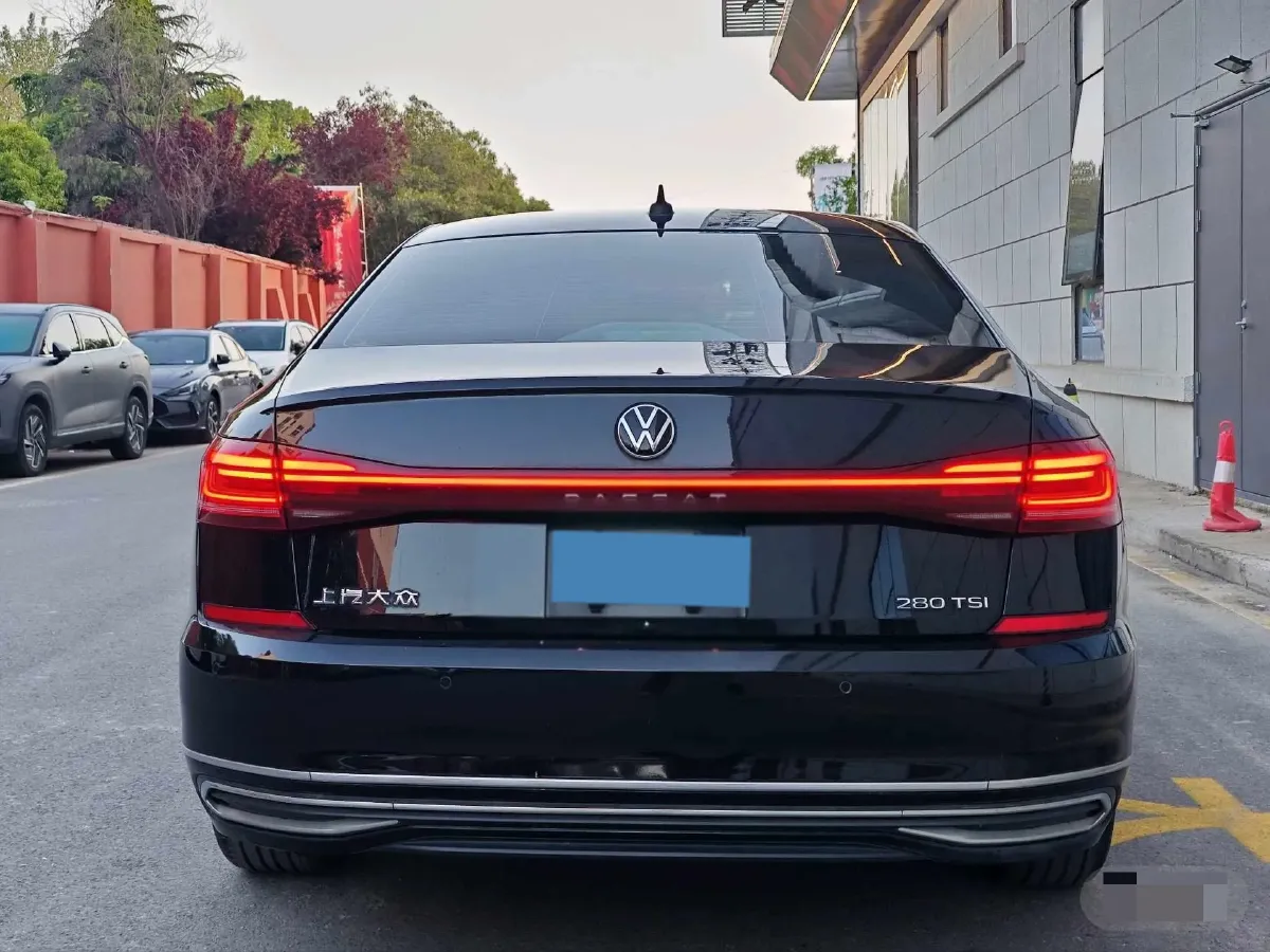 2023 Volkswagen Passat 1.4T 150HP L4 7DCT,autocango,china used car exporter,china ev exporter,chinese used car exporter,chinese used ev exporter