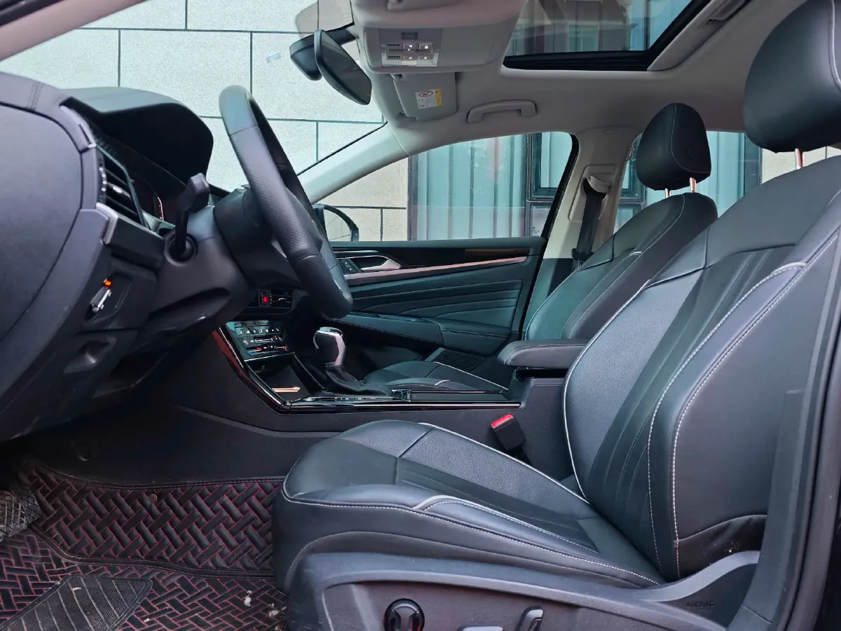 2023 Volkswagen Passat 1.4T 150HP L4 7DCT,autocango,china used car exporter,china ev exporter,chinese used car exporter,chinese used ev exporter