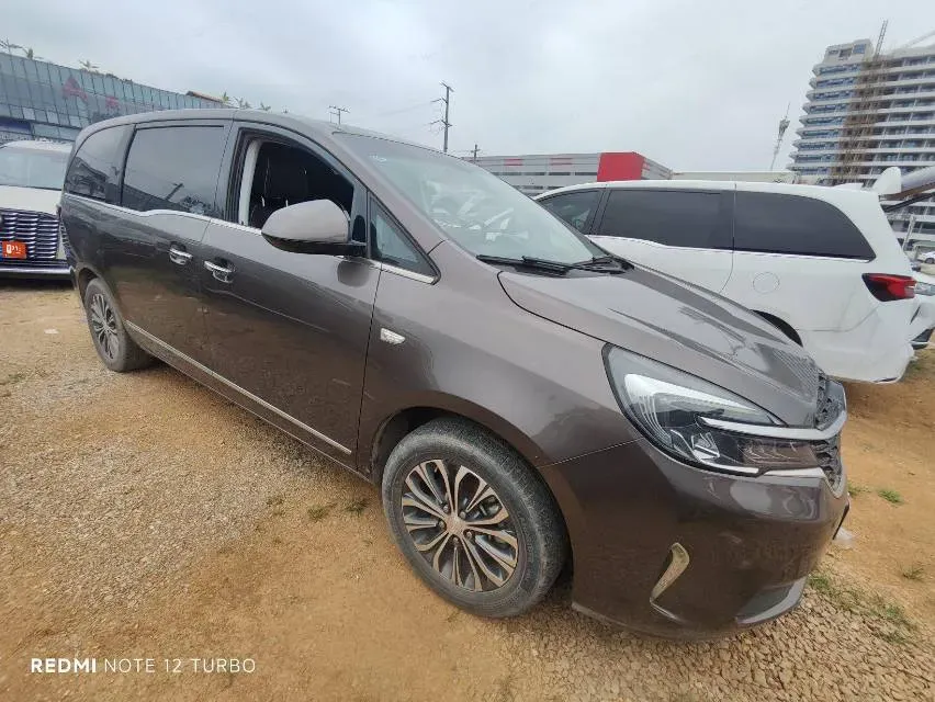 2022 Buick GL8 2.0T 237HP L4 9AT,autocango,china used car exporter,china ev exporter,chinese used car exporter,chinese used ev exporter