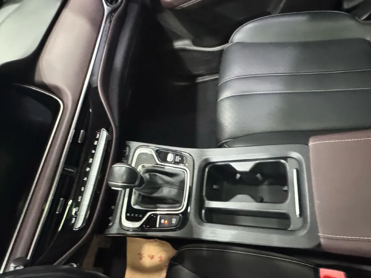 2021 GAC Trumpchi M6 1.5T 169HP L4 7DCT,autocango,china used car exporter,china ev exporter,chinese used car exporter,chinese used ev exporter