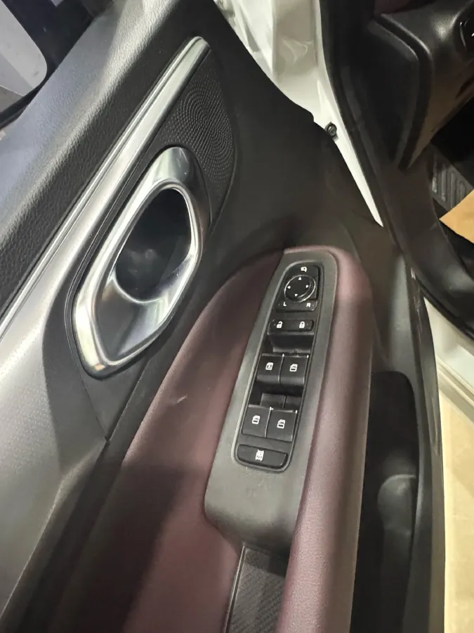 2021 GAC Trumpchi M6 1.5T 169HP L4 7DCT,autocango,china used car exporter,china ev exporter,chinese used car exporter,chinese used ev exporter