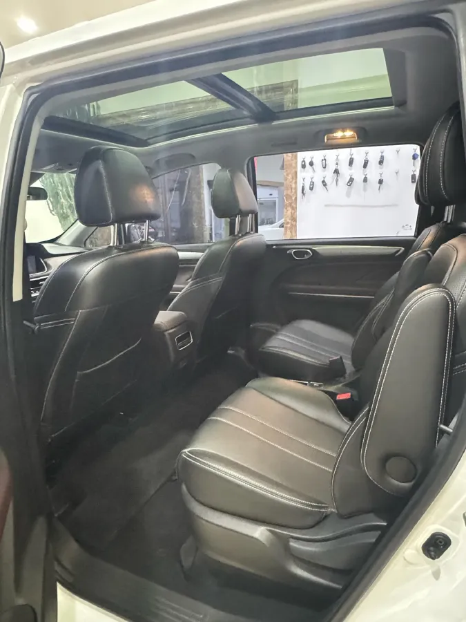 2021 GAC Trumpchi M6 1.5T 169HP L4 7DCT,autocango,china used car exporter,china ev exporter,chinese used car exporter,chinese used ev exporter