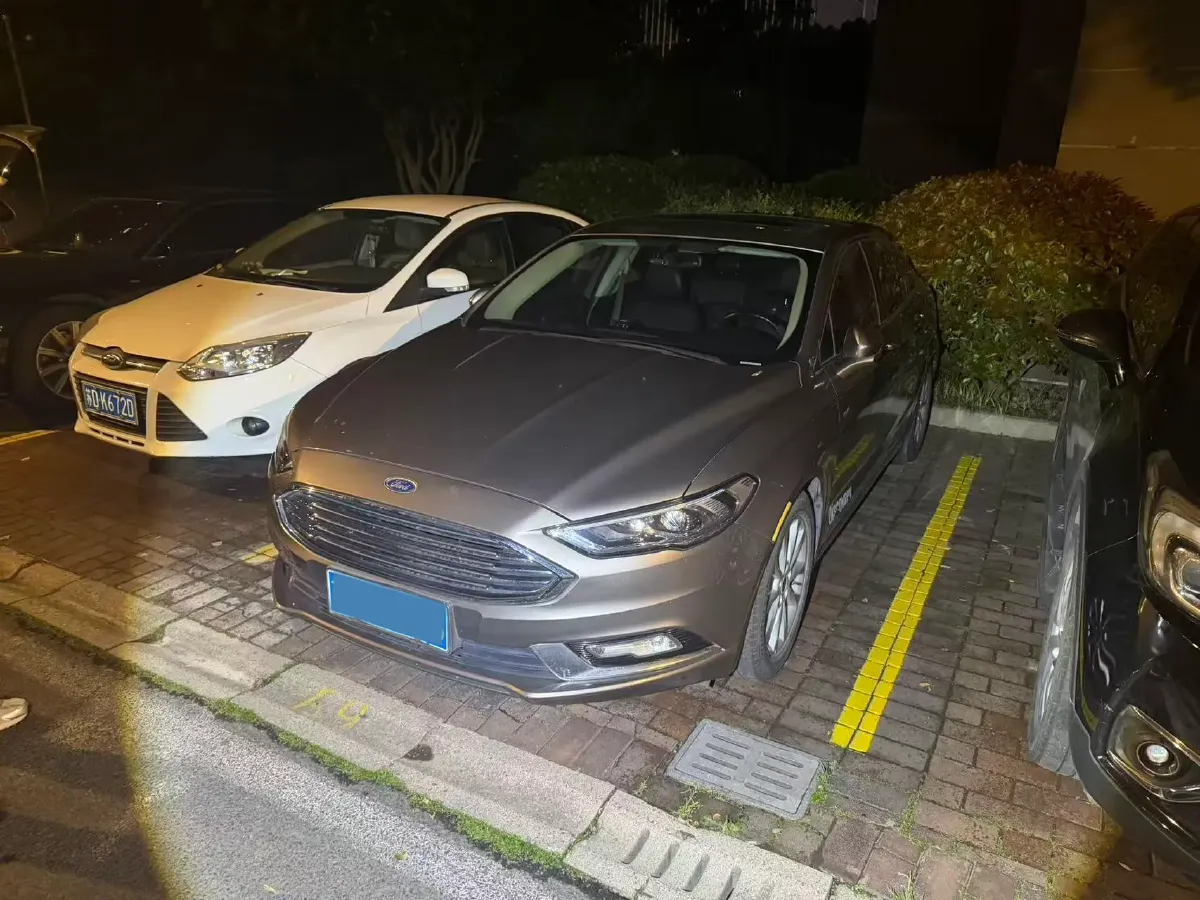 2018 Ford Mondeo 1.5T 181HP L4 6AT,autocango,china used car exporter,china ev exporter,chinese used car exporter,chinese used ev exporter