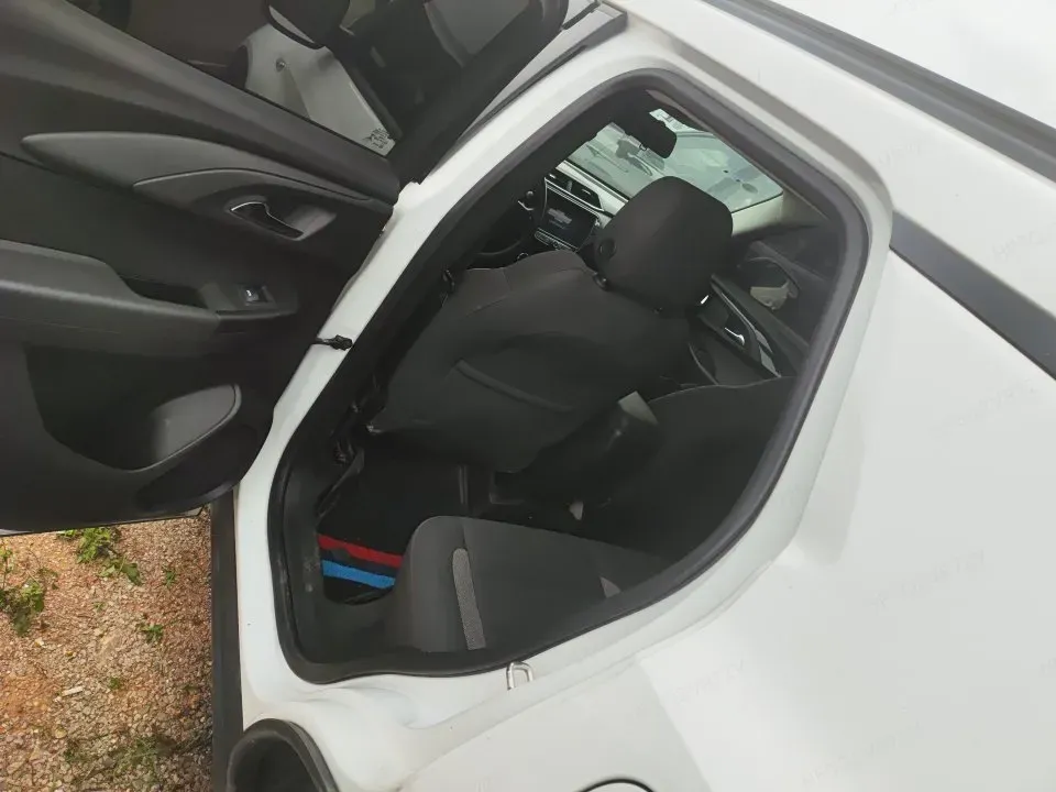 2019 Chevrolet Trailblazer 1.3T 165HP L3 CVT,autocango,china used car exporter,china ev exporter,chinese used car exporter,chinese used ev exporter