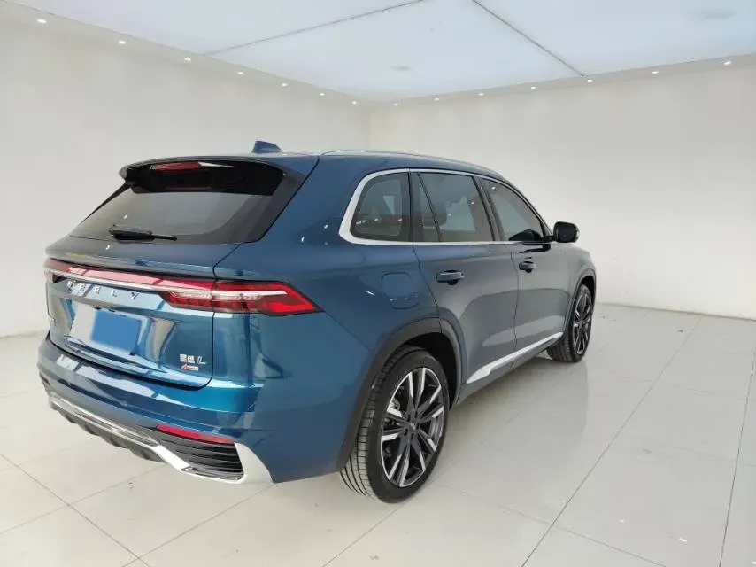 2021 Geely Monjaro 2.0T 238HP L4 8AT,autocango,china used car exporter,china ev exporter,chinese used car exporter,chinese used ev exporter