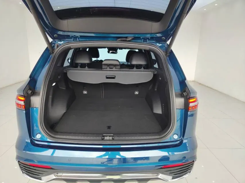 2021 Geely Monjaro 2.0T 238HP L4 8AT,autocango,china used car exporter,china ev exporter,chinese used car exporter,chinese used ev exporter