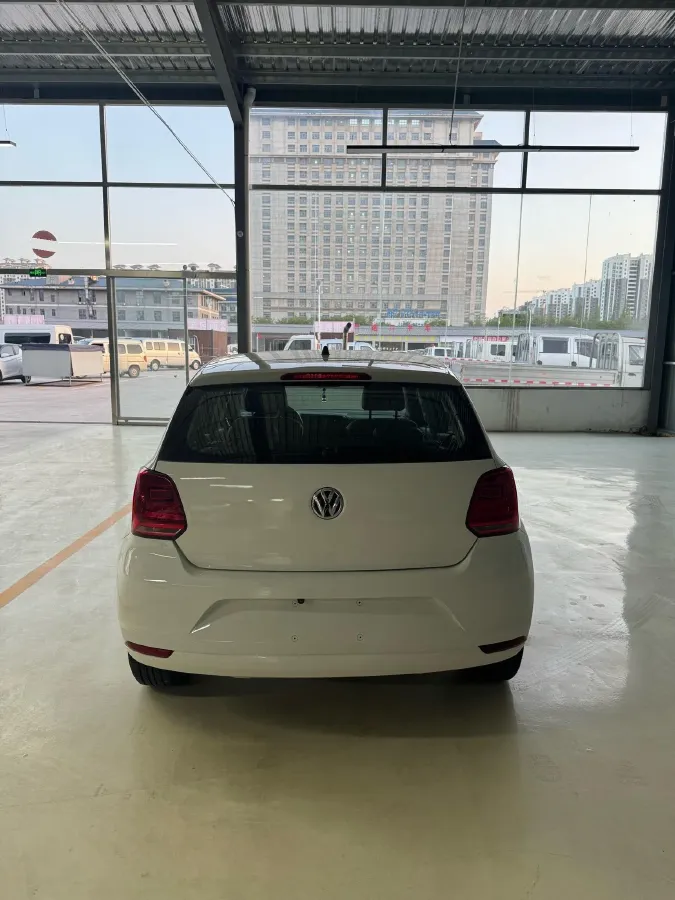 2016 Volkswagen Polo 1.4L 90HP L4 6AT,autocango,china used car exporter,china ev exporter,chinese used car exporter,chinese used ev exporter