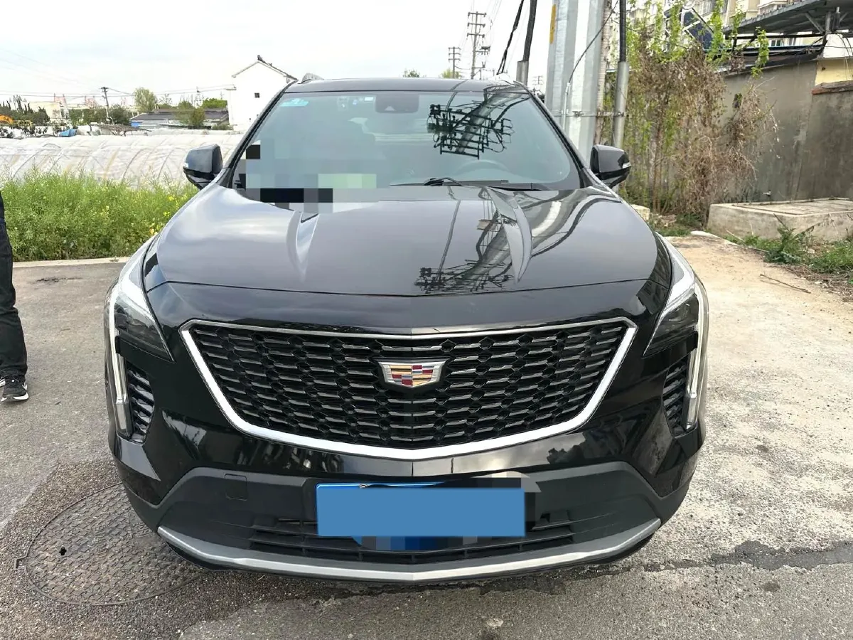 2022 Cadillac XT4 2.0T 237HP L4 9AT,autocango,china used car exporter,china ev exporter,chinese used car exporter,chinese used ev exporter