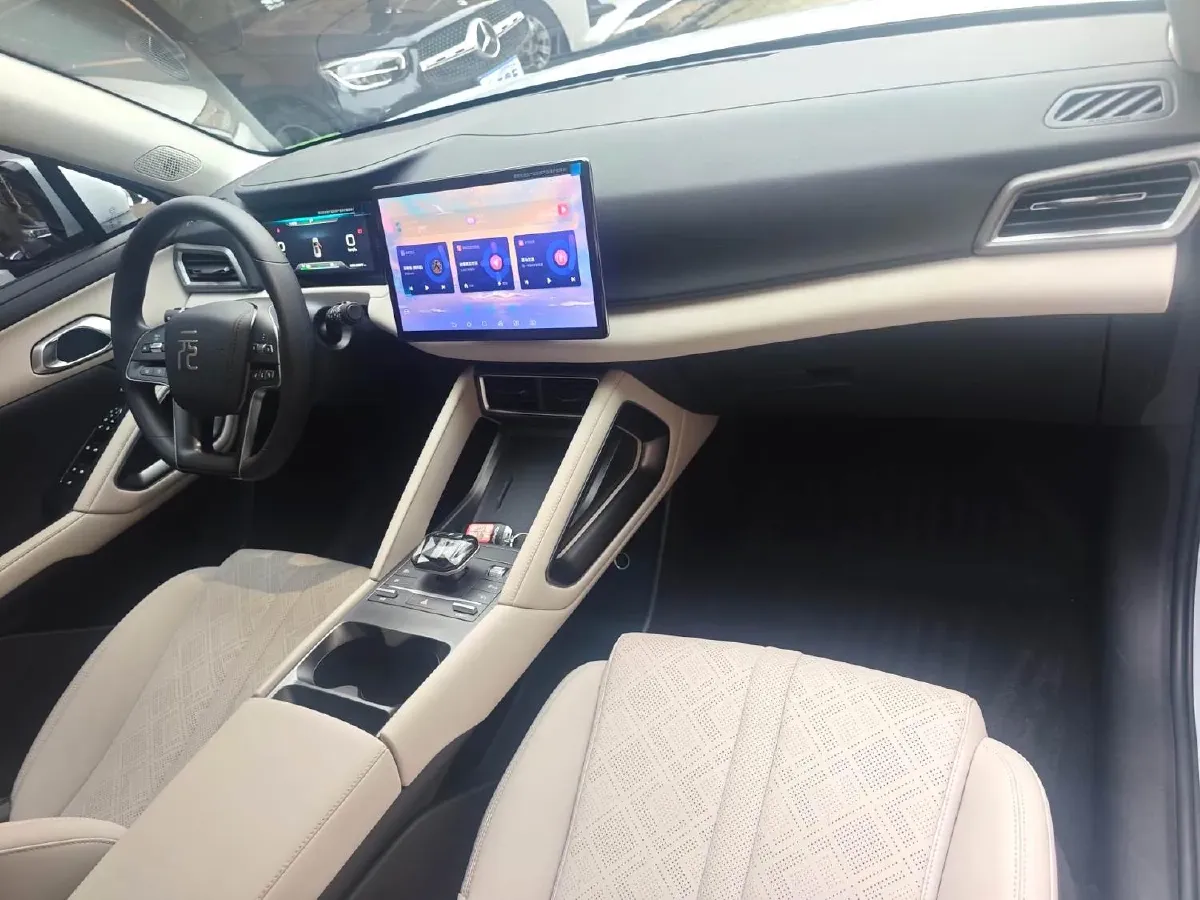 2024 BYD YuanUP BEV 45.12KWH,autocango,china used car exporter,china ev exporter,chinese used car exporter,chinese used ev exporter