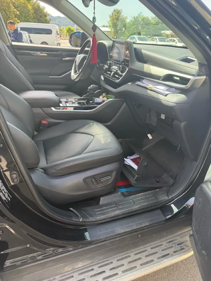 2024 Toyota Highlander 2.0T 248HP L4 8AT,autocango,china used car exporter,china ev exporter,chinese used car exporter,chinese used ev exporter
