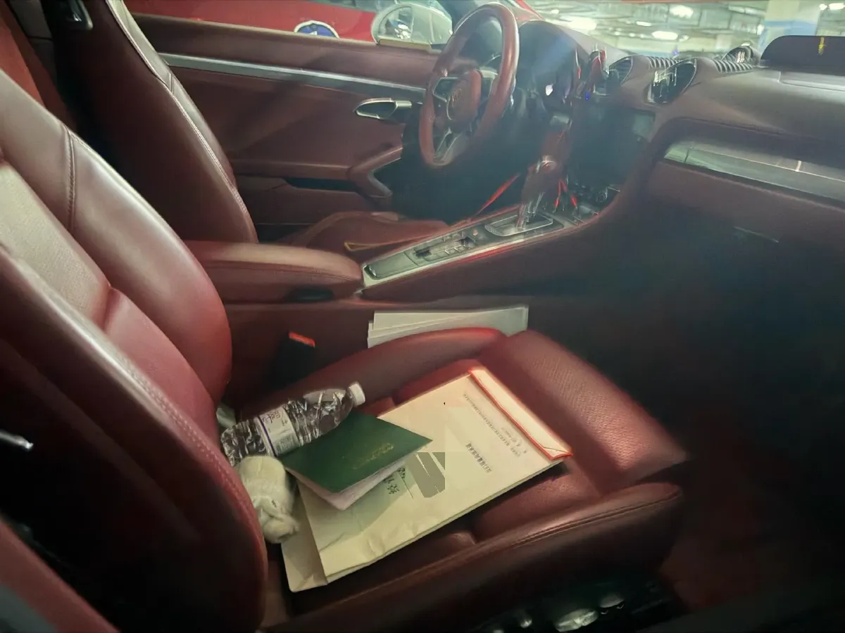 2020 Porsche 718 2.0T 250HP H4 7DCT,autocango,china used car exporter,china ev exporter,chinese used car exporter,chinese used ev exporter