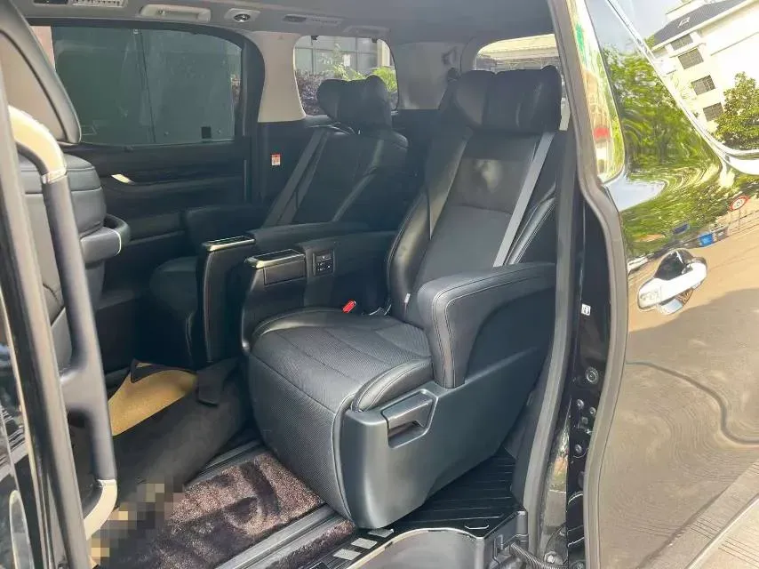 2023 Toyota Vellfire 2.5L 117HP L4 E-CVT Hybrid,autocango,china used car exporter,china ev exporter,chinese used car exporter,chinese used ev exporter