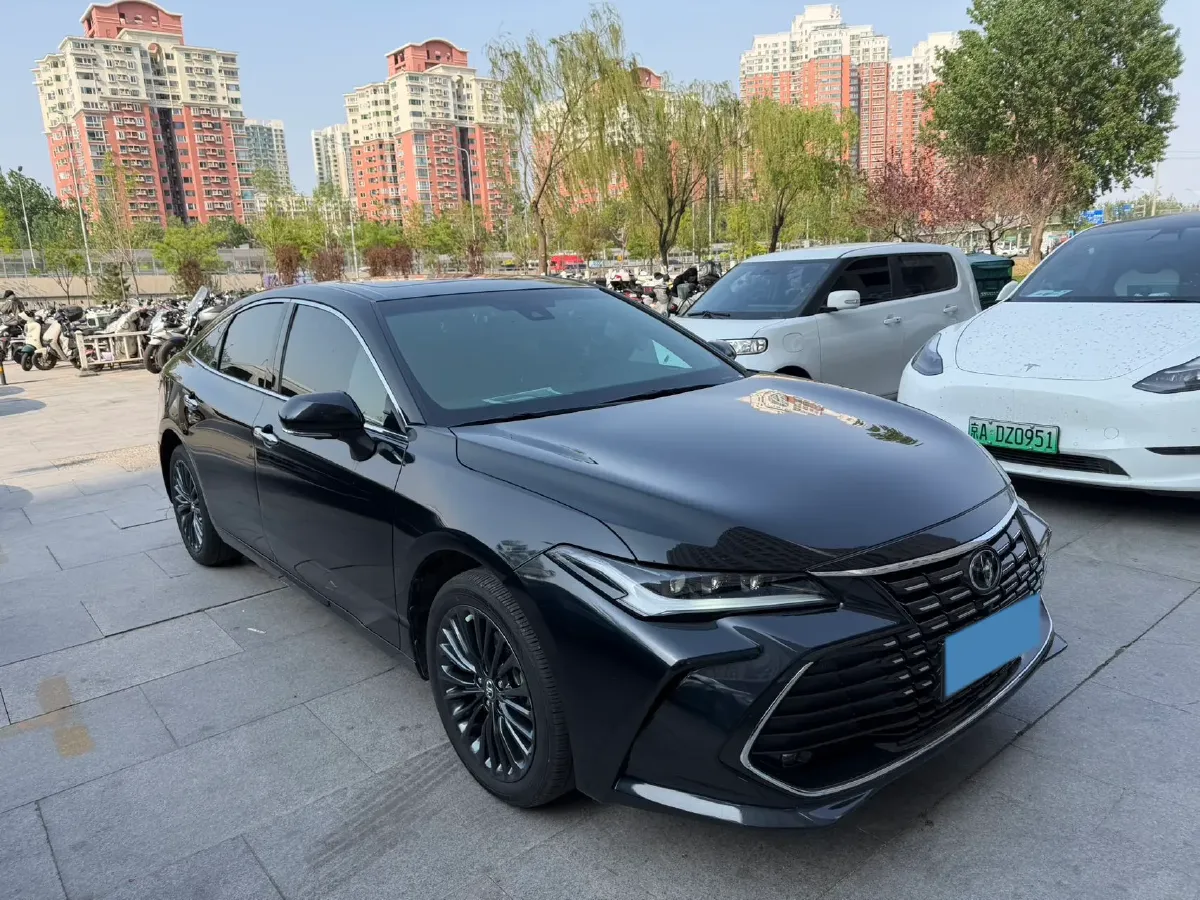 2023 Toyota Avalon 2.0L 177HP L4 CVT,autocango,china used car exporter,china ev exporter,chinese used car exporter,chinese used ev exporter