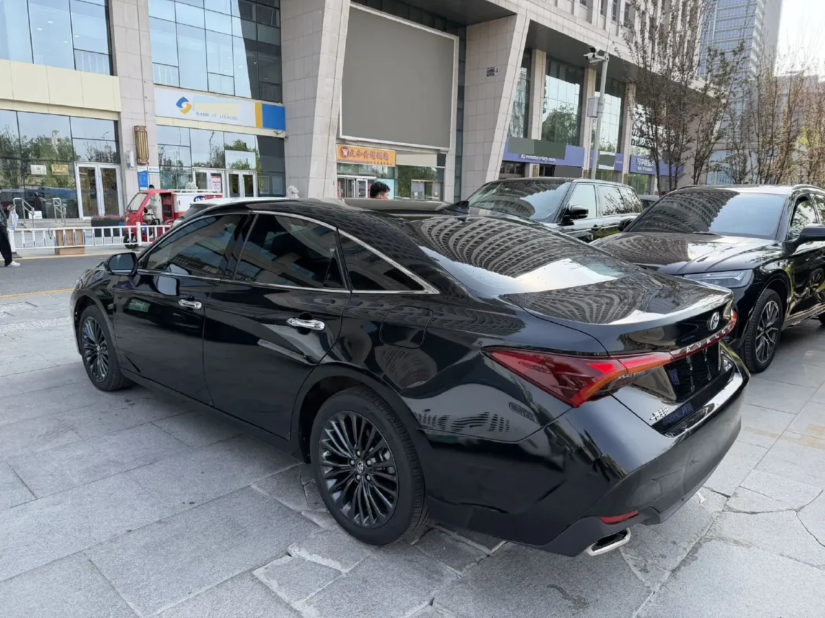 2023 Toyota Avalon 2.0L 177HP L4 CVT,autocango,china used car exporter,china ev exporter,chinese used car exporter,chinese used ev exporter