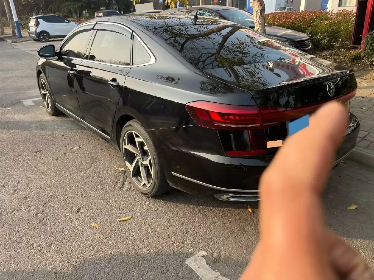 2024 Volkswagen Passat 2.0T 186HP L4 7DCT,autocango,china used car exporter,china ev exporter,chinese used car exporter,chinese used ev exporter