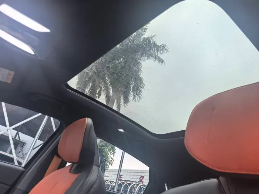 2022 ChangAn UNI-V 1.5T 188HP L4 7DCT,autocango,china used car exporter,china ev exporter,chinese used car exporter,chinese used ev exporter