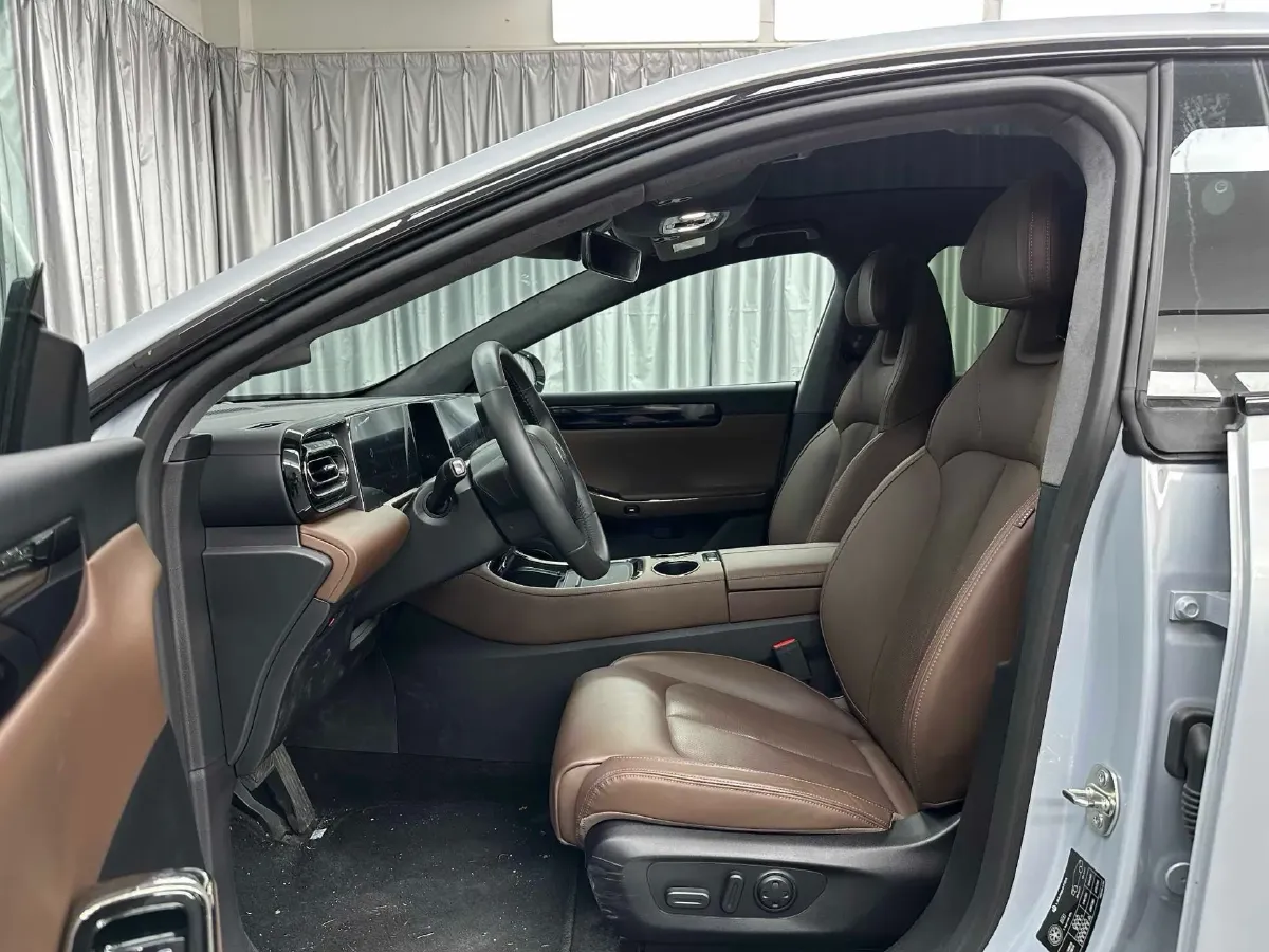 2023 Leapmotor C01 1.5L 95HP L4 REEV 43.7KWH,autocango,china used car exporter,china ev exporter,chinese used car exporter,chinese used ev exporter