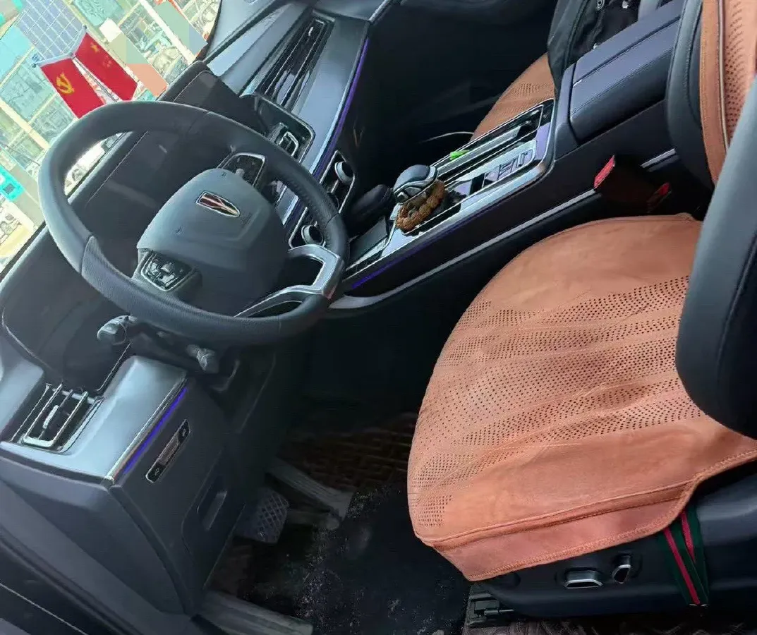 2023 HongQi HS5 2.0T 252HP L4 8AT,autocango,china used car exporter,china ev exporter,chinese used car exporter,chinese used ev exporter