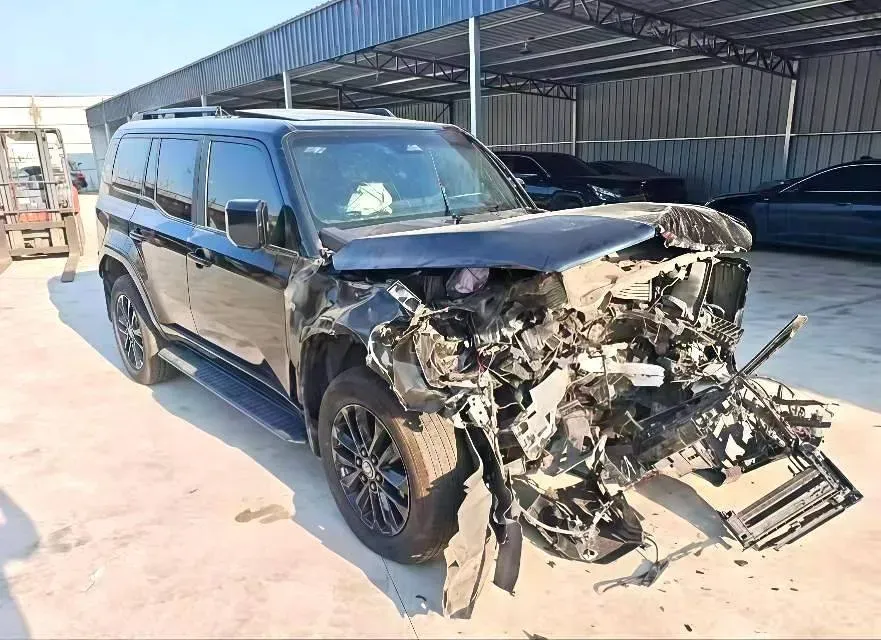 2025 Toyota Land Cruiser Prado 2.4T 282HP L4 8AT Hybrid 5.1KWH,autocango,china used car exporter,china ev exporter,chinese used car exporter,chinese used ev exporter