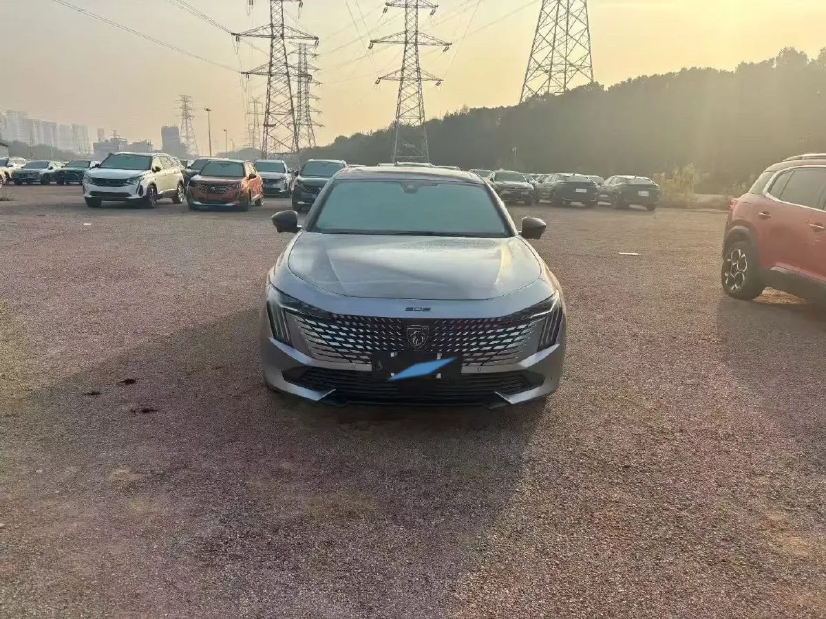 2025 Peugeot 508 1.8T 211HP L4 8AT,autocango,china used car exporter,china ev exporter,chinese used car exporter,chinese used ev exporter