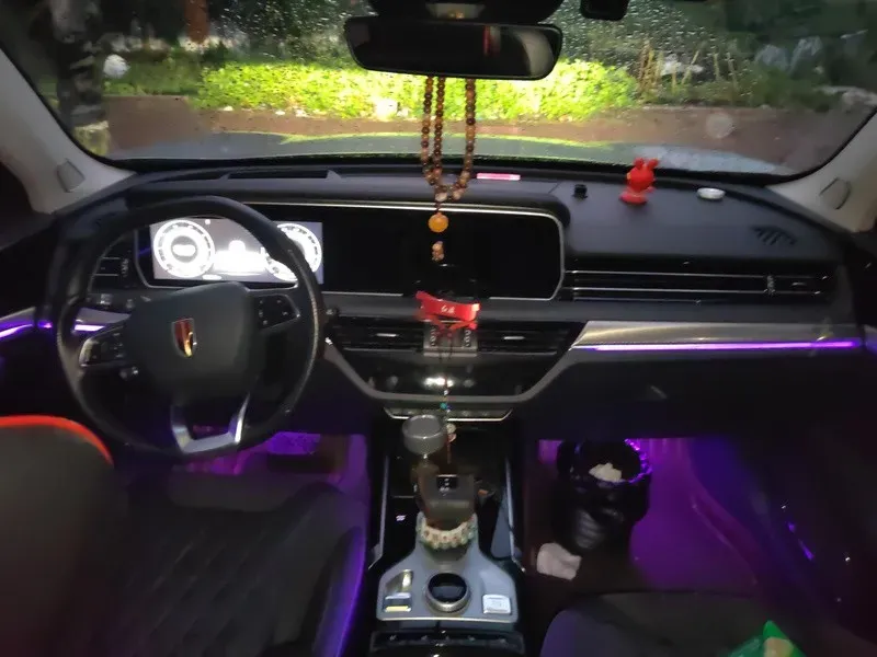 2022 HongQi HS5 2.0T 224HP L4 6AT,autocango,china used car exporter,china ev exporter,chinese used car exporter,chinese used ev exporter