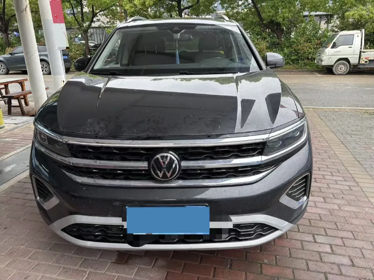 2022 Volkswagen Talagon 2.0T 220HP L4 7DCT,autocango,china used car exporter,china ev exporter,chinese used car exporter,chinese used ev exporter