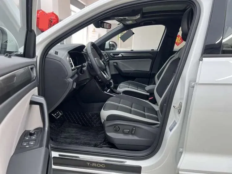 2023 Volkswagen T-Roc 1.5T 160HP L4 7DCT,autocango,china used car exporter,china ev exporter,chinese used car exporter,chinese used ev exporter