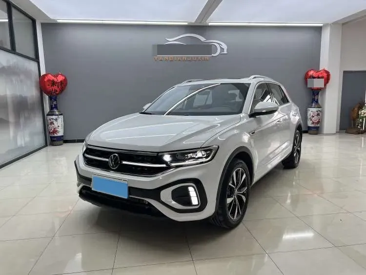 2023 Volkswagen T-Roc 1.5T 160HP L4 7DCT,autocango,china used car exporter,china ev exporter,chinese used car exporter,chinese used ev exporter