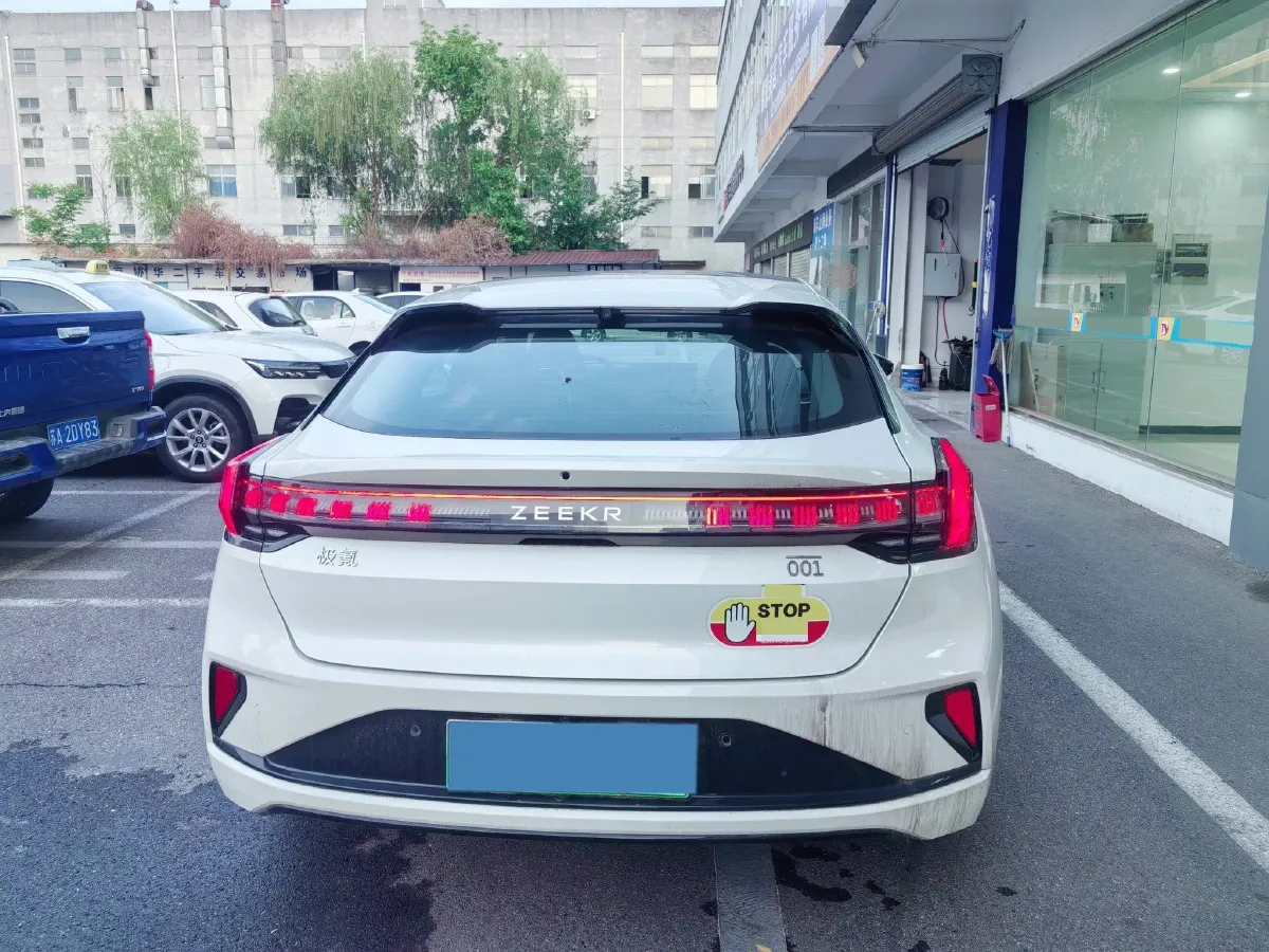 2024 Zeekr 001 BEV 95KWH,autocango,china used car exporter,china ev exporter,chinese used car exporter,chinese used ev exporter