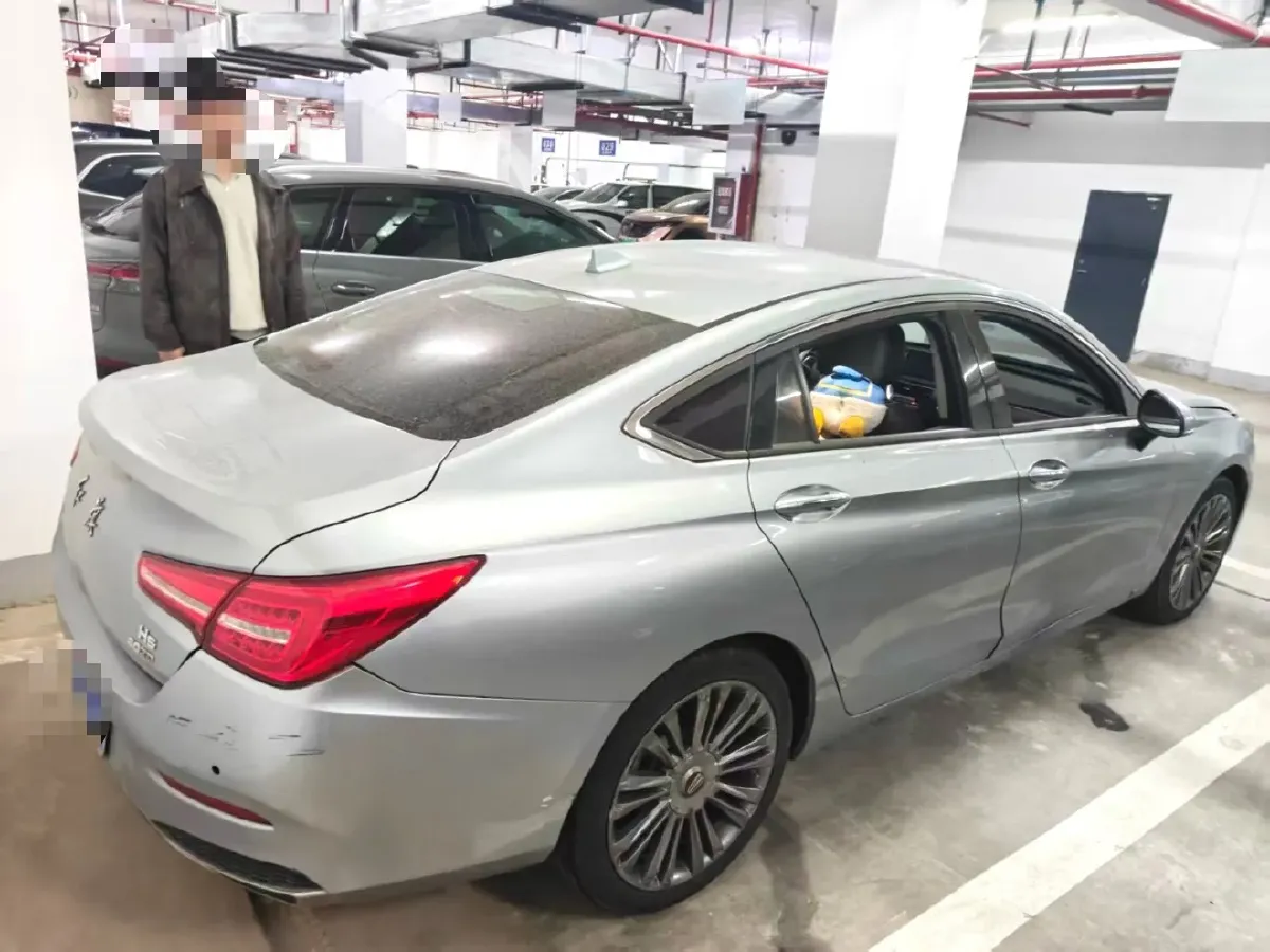 2020 HongQi H5 1.8T 197HP L4 6AT,autocango,china used car exporter,china ev exporter,chinese used car exporter,chinese used ev exporter