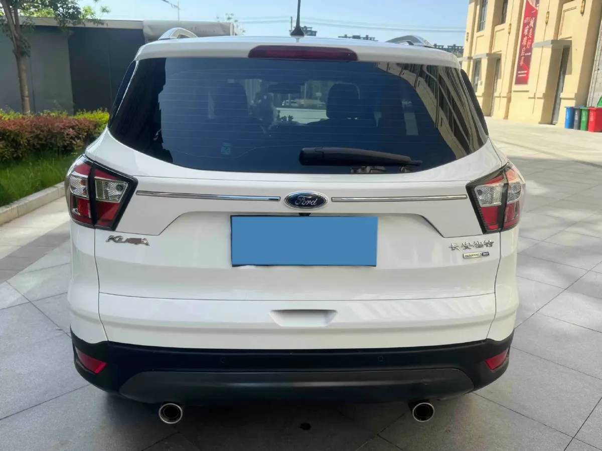 2019 Ford Kuga 1.5T 182HP L4 6AT,autocango,china used car exporter,china ev exporter,chinese used car exporter,chinese used ev exporter