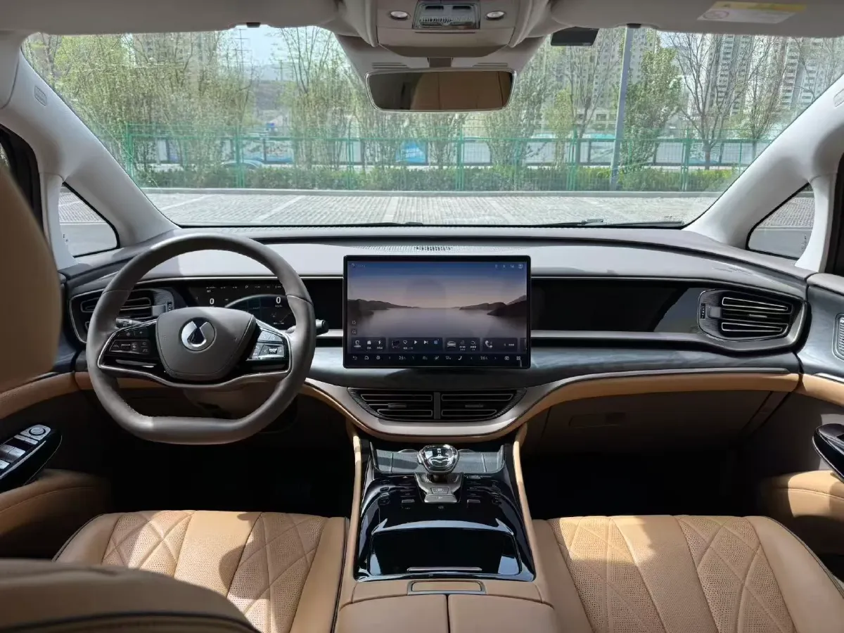 2023 Denza D9 1.5T 139HP L4 E-CVT PHEV 20.39KWH,autocango,china used car exporter,china ev exporter,chinese used car exporter,chinese used ev exporter