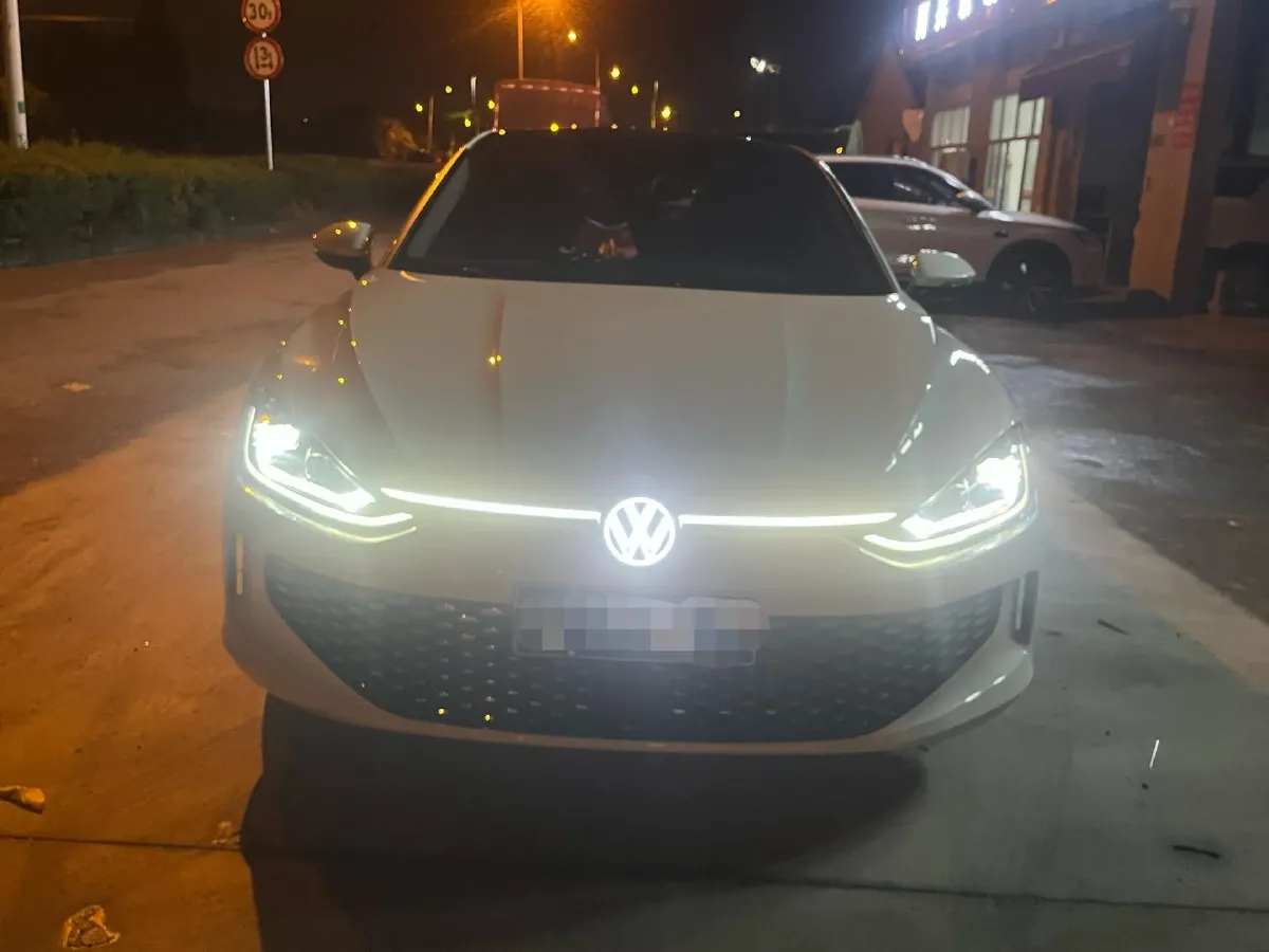 2024 Volkswagen Lamando 1.4T 150HP L4 7DCT,autocango,china used car exporter,china ev exporter,chinese used car exporter,chinese used ev exporter