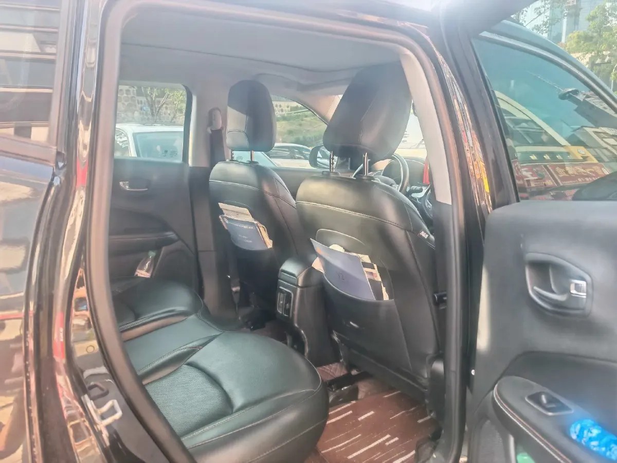 2017 Jeep Compass 1.4T 165HP L4 7DCT,autocango,china used car exporter,china ev exporter,chinese used car exporter,chinese used ev exporter