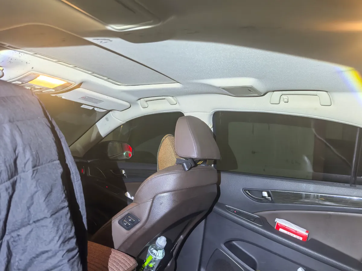 2017 HongQi H7 2.0T 204HP L4 6AT,autocango,china used car exporter,china ev exporter,chinese used car exporter,chinese used ev exporter